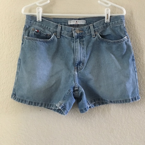 SOLD. Vintage Tommy Hilfiger Shorts - Picture 3 of 6